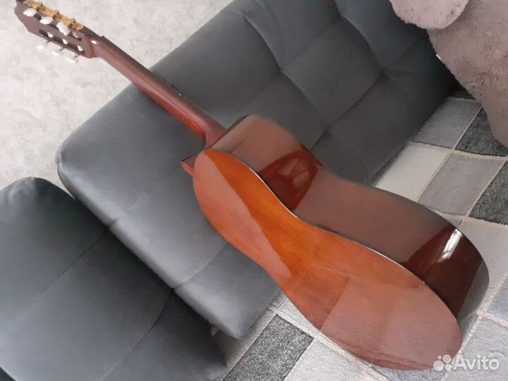 Гитара классическая 6 струнная