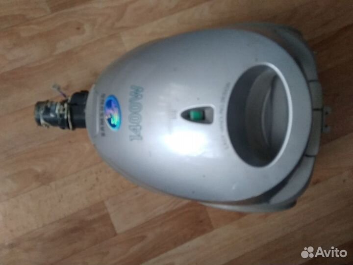 Пылесос Samsung VC-7114HNS 1400W на запчасти