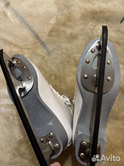 Коньки фигурные детские