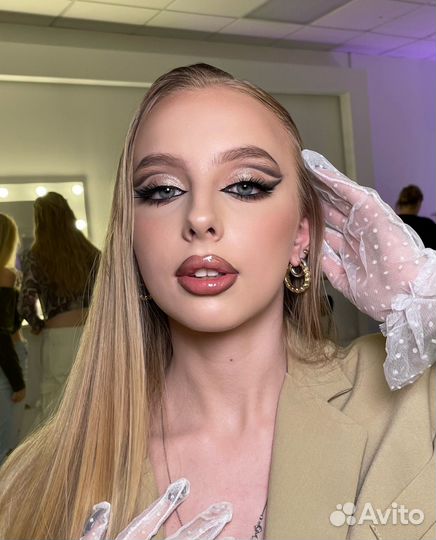 Макияж, визажист Бровист, окрашивание бровей