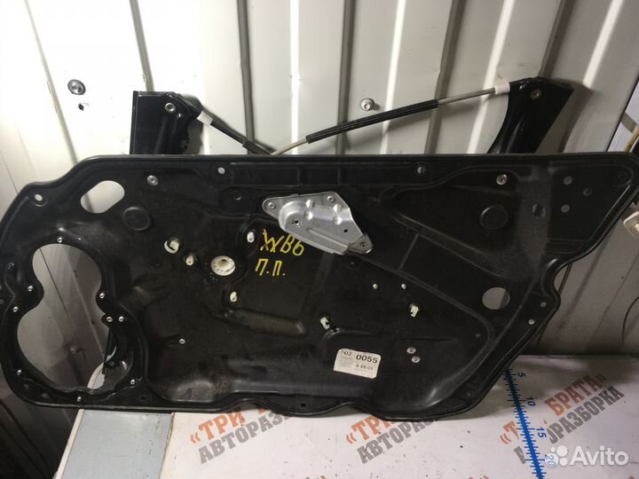 Стеклоподъемник передний (электрический) Прав