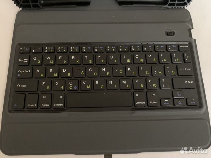 Беспроводная Bluetooth клавиатура для iPad 10,5