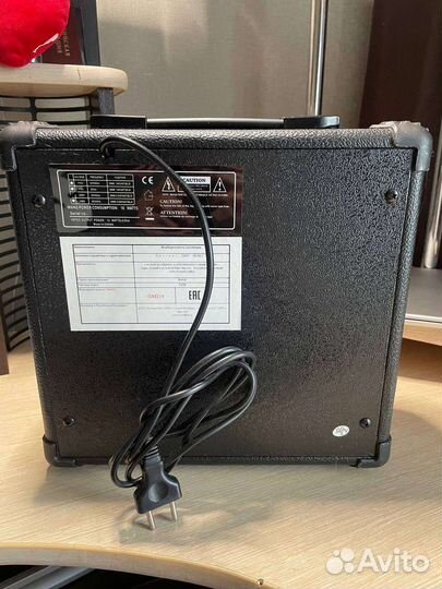 Гитарный комбоуселитель foix