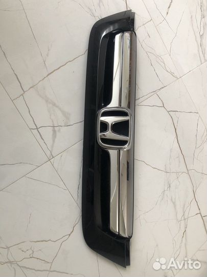 Решетка радиатора Honda Cr-v 3 2006-2009