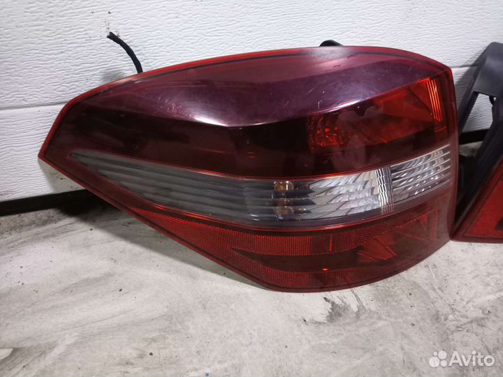 Фонари универсал Renault Laguna 3