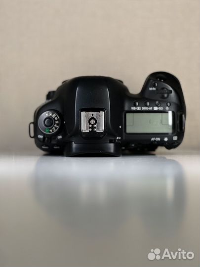 Фотоаппарат canon 5d mark iv