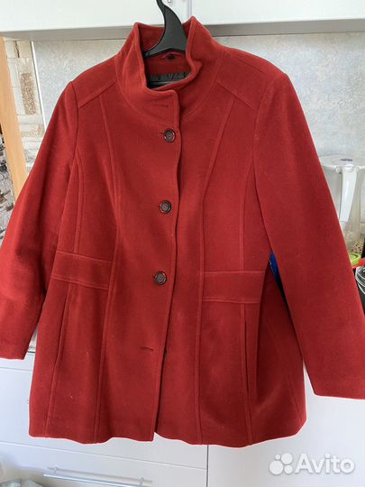 Пальто женское 50 размер (торг уместен )