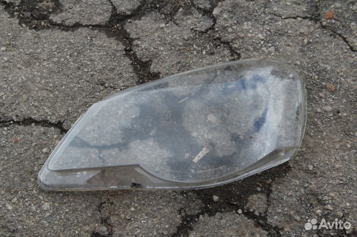 Стекло фары Фольксваген поло 4