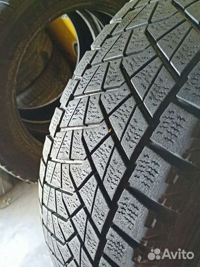 Bridgestone Blizzak DM-Z3 235/55 R17 103Q