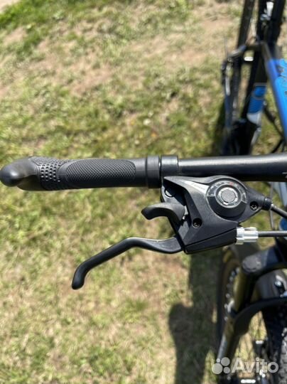 Велосипед новый на 26 колесах