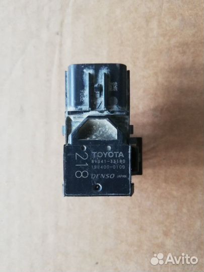 Парктронник Toyota Land Cruiser 200 Camry