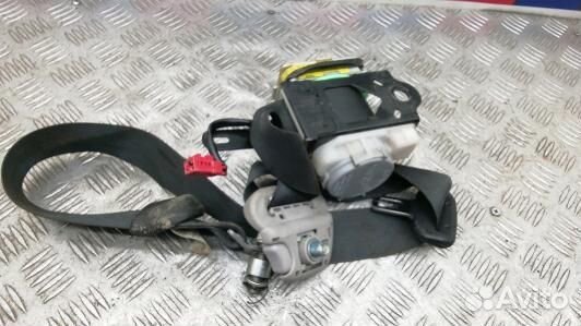 Ремень безопасности с пиропатроном сиденья передне