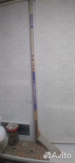 Клюшка хоккейная