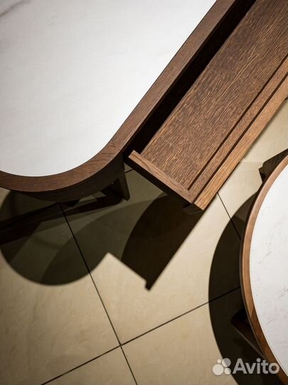 Консоль Yoko дизайнерская из массива