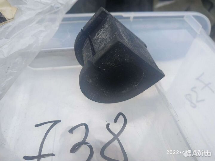 Оригинал Втулка стабилизатора мазда бт-50, ренджер