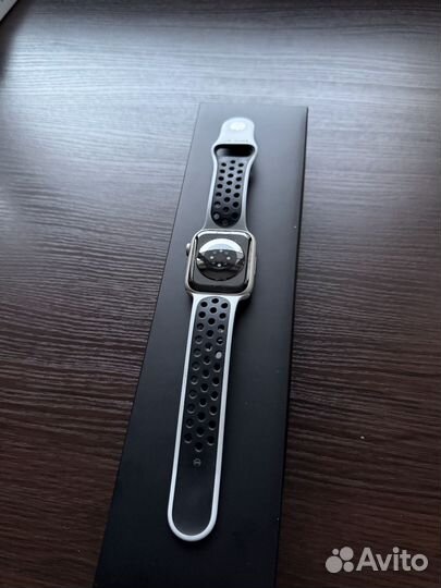 Часы apple watch 7, 45 mm Nike