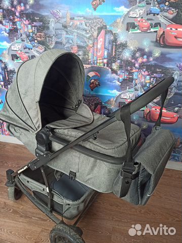 Детская коляска с автолюлькой