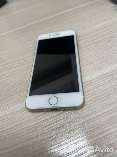 Телефон iPhone 7 32gb