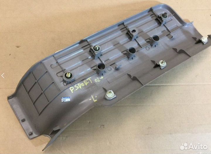 Накладка на порог внутренняя Mitsubishi Pajero KH