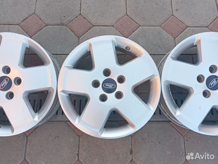 Диски литые Ford r 15 5x108