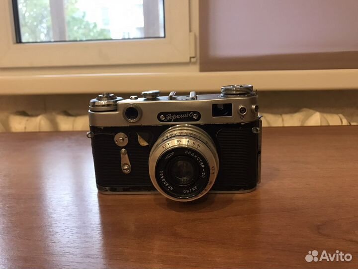Пленочный фотоаппарат зоркий-6