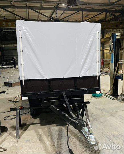 Двухосный прицеп легковой