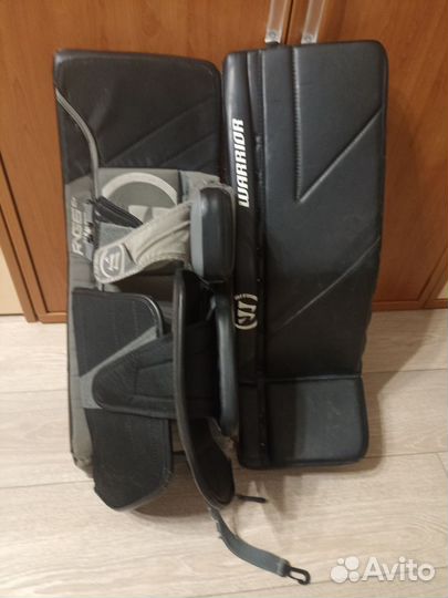 Щитки вратарские Warrior G6 R/G6 28+1/JR