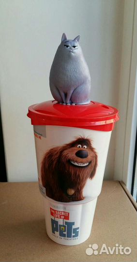 Игрушки из Макдональдса, кинотеатра