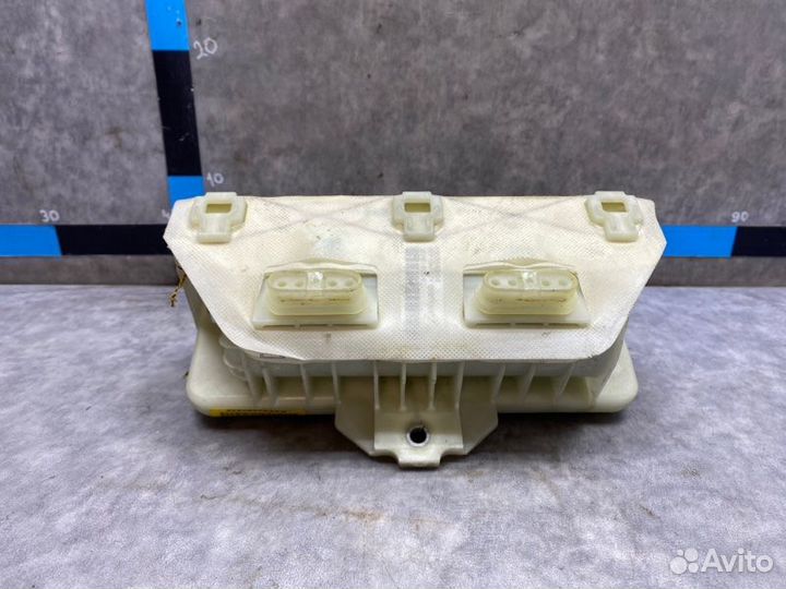 Подушка безопасности в торпедо Opel Astra H 1.6