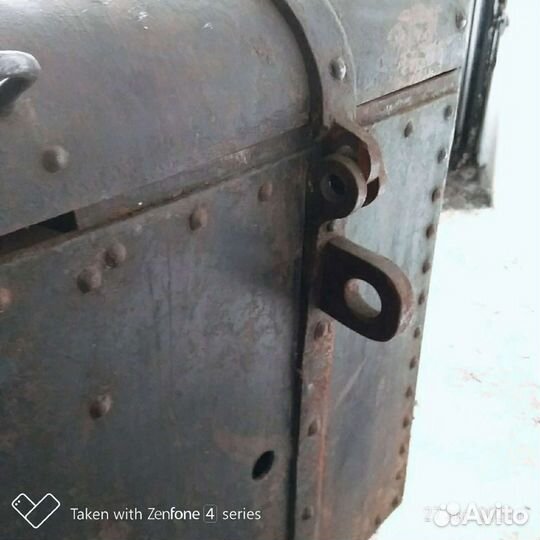 Сундук старинный кованый XIX в