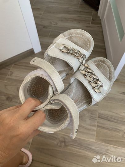 Сандали детские 28