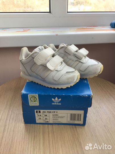 Детские кроссовки adidas 21