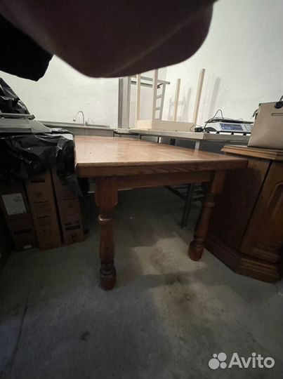 Стол из массива дуба