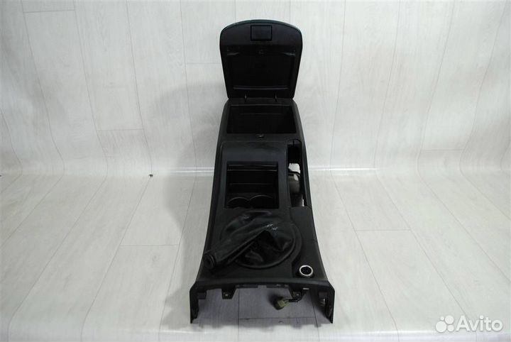 Подлокотник SsangYong Kyron Actyon Sports