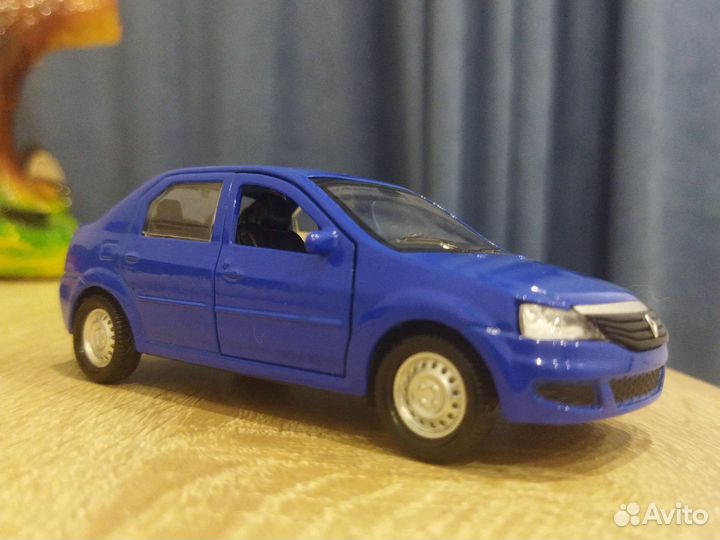 Модель Рено Логан