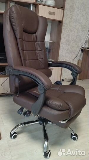 Компьютерное игровое кресло геймерское с массажем