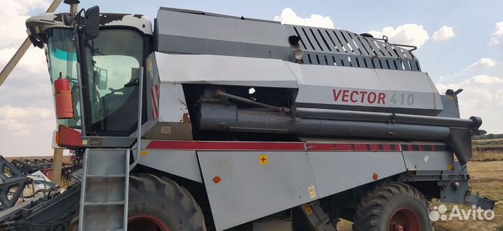 Комбайн Ростсельмаш Vector 410, 2011