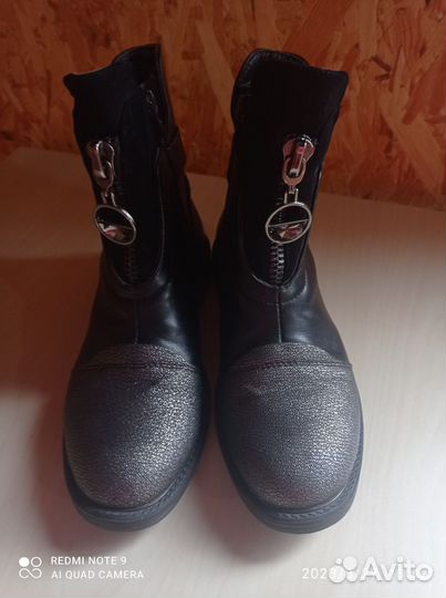 Ботинки демисезонные для девочки 36 размер