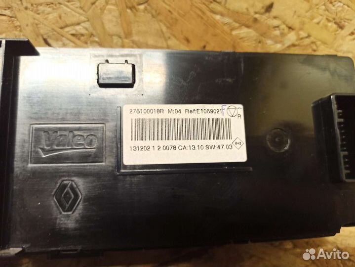 Блок управления климатом Renault Fluence