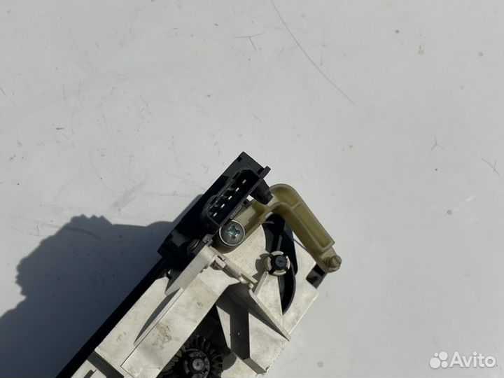 Блок управления климат-контролем Audi 80 B3 RP 1.8