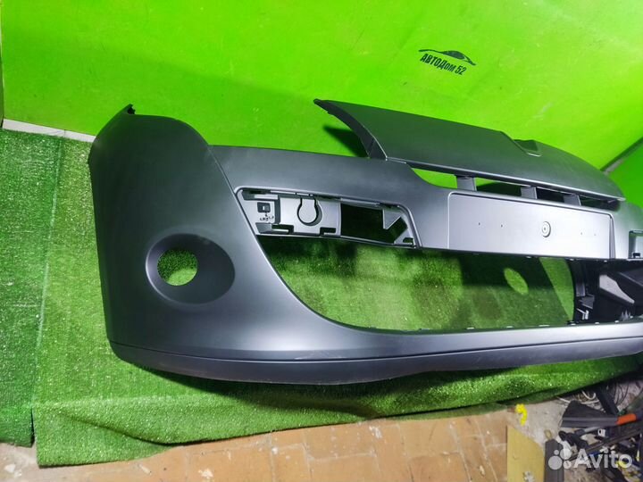 Бампер передний Renault Megane 3 08-12