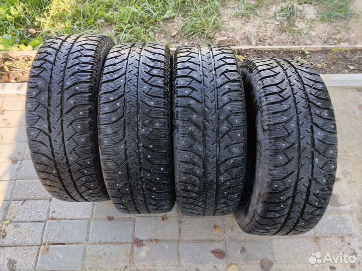 Bridgestone Ice Cruiser 7000S 215/60 R16