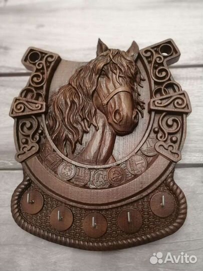 Ключница Подкова из дерева