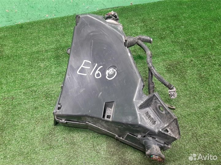 Блок предохранителей моторный Subaru Legacy/ Outb