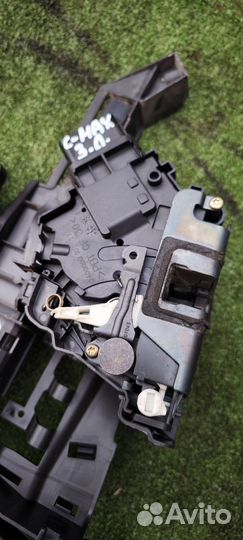 Замок двери задний левый Ford C-max