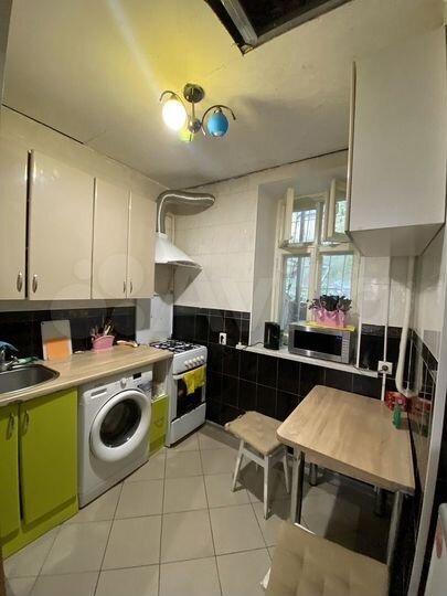 Комната 14,7 м² в 2-к., 3/5 эт.