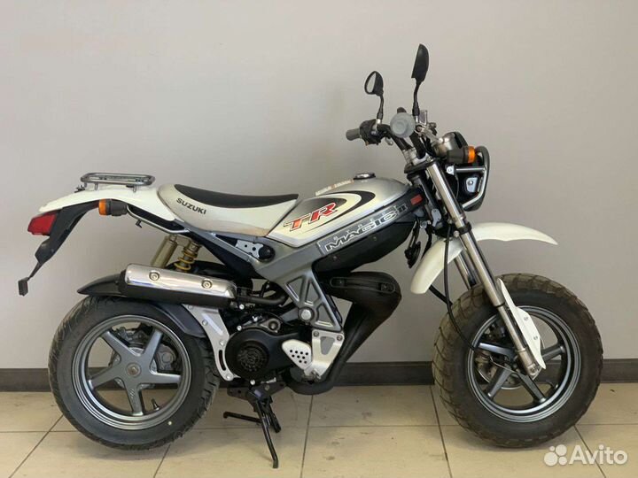 Suzuki Street Magic 50
