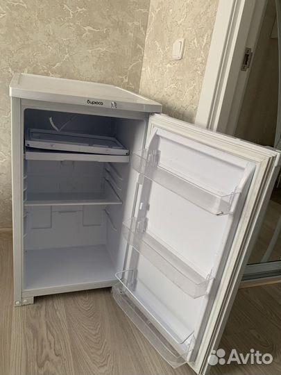 Холодильник маленький
