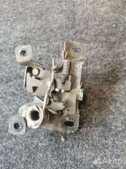 Замок капота audi а6 с5 2001