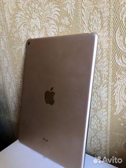 iPad air 2 16gb wifi в хорошем состоянии